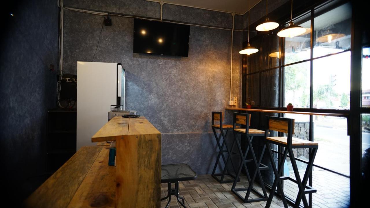 Lala Hostel バンダ・アチェ エクステリア 写真